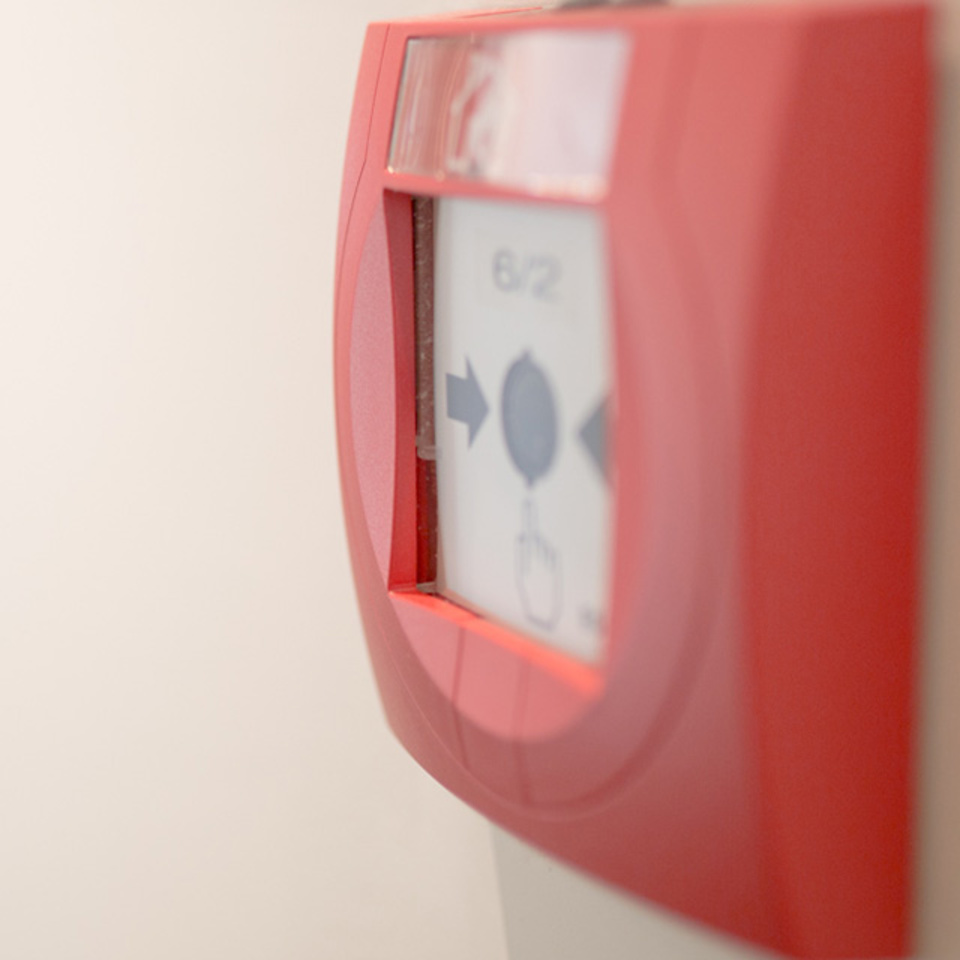 Rauchwärme­abzug bei Elektro Voigt GmbH in Großbreitenbach OT Altenfeld