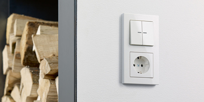 JUNG KNX Taster F 10 bei Elektro Voigt GmbH in Großbreitenbach OT Altenfeld