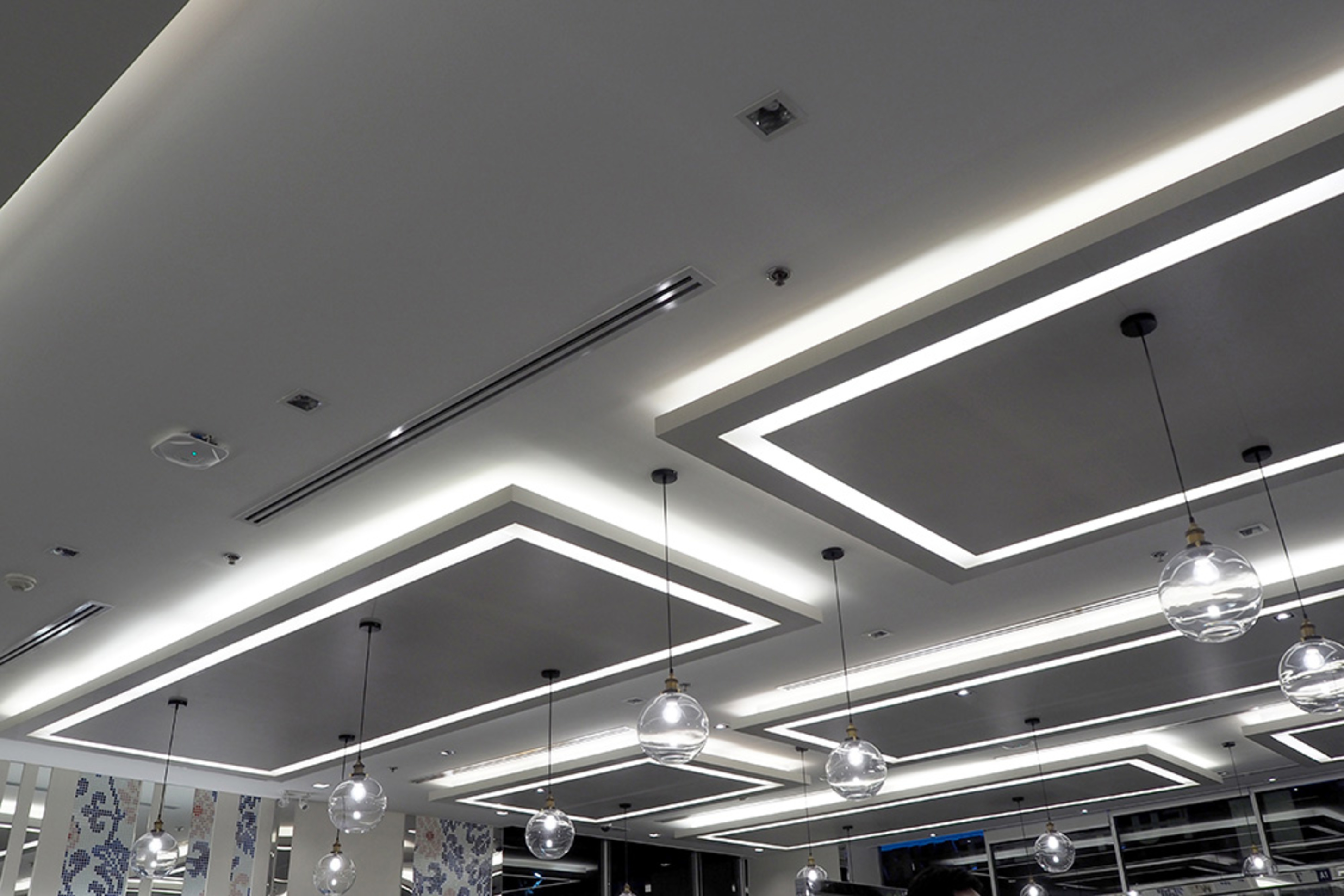 LED-Beleuchtung bei Elektro Voigt GmbH in Großbreitenbach OT Altenfeld