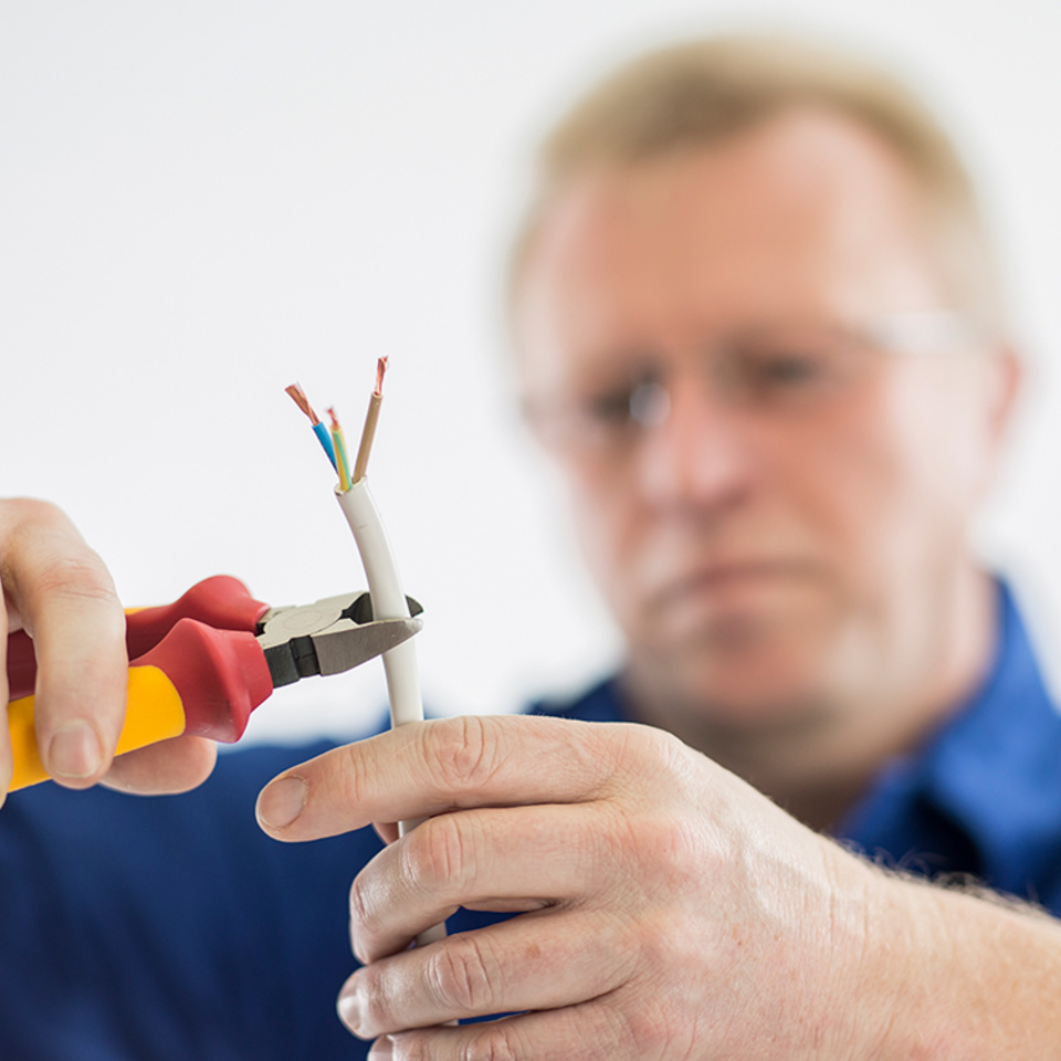 DGUV Vorschrift 3-Check bei Elektro Voigt GmbH in Großbreitenbach OT Altenfeld
