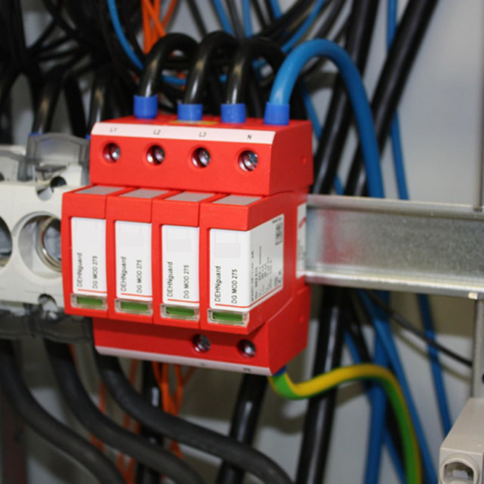Über­spannungs­schutz bei Elektro Voigt GmbH in Großbreitenbach OT Altenfeld